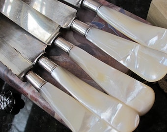 Pearl Handle, Sterling Silver Band, Stainless Blade Dinner Knives, Five Total, Antique Mother of Pearl Shell Handle Tabletop Dining Flatware