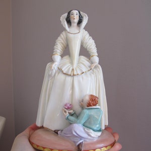 □ブランド別一覧 アウガルテン/AUGARTEN Exotic Figurines