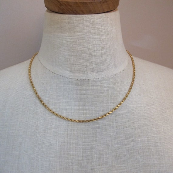 18k Yellow Gold Rope Chain Necklace, Vintage, Sta… - image 8