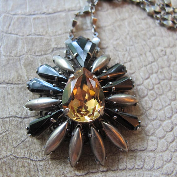 Sorrelli Designer Statement Topaz Rhinestone Pend… - image 2
