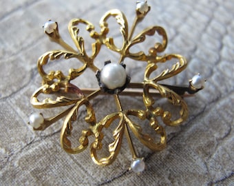 Antique Gold & Pearl Small Lace Pin Little Brooch, C Catch, Low Karat Gold, Seed Pearls, Victorian Era Floral Petite Collar, Lapel, Lace Pin