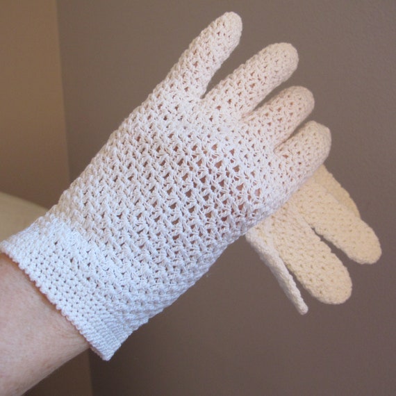 Hand Crocheted Lady's Girl's Women's Italian Glove