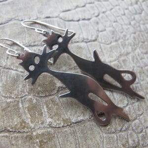 Signed 925 Sterling Silver CAT Kitty Silhouette Longer Dangle Pierced Earrings, Makers&#39; Mark Designer Logo Signed, Most Modern Cat Earrings