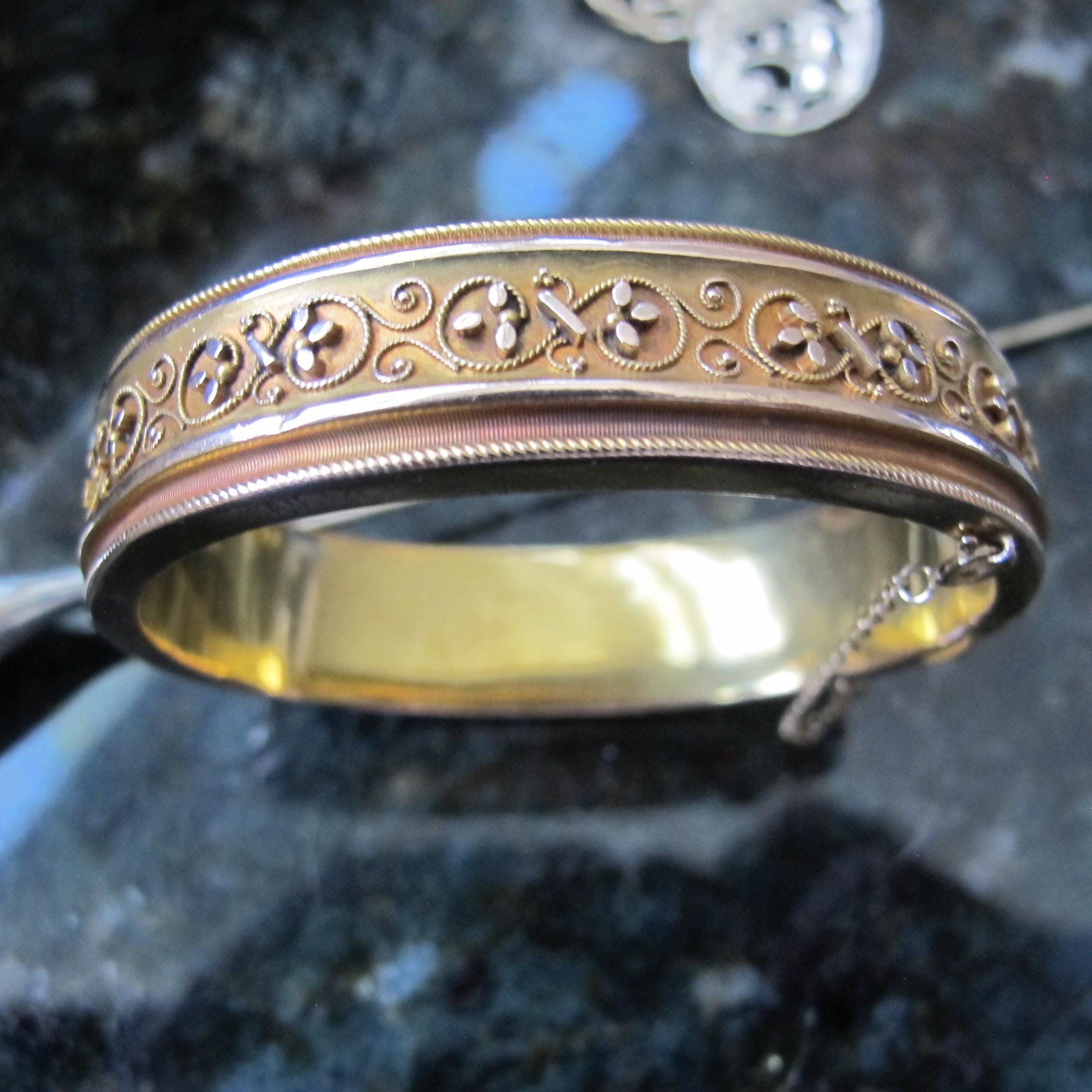 Etruscan Revival Victorian Bloomed 15k Gold Hinged Bangle Bracelet
