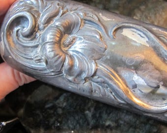 1900 ART NOUVEAU STERLING SILVER CHERUB Vanity Clothing Brush Art Nouveau 1902-1903 B main image 3