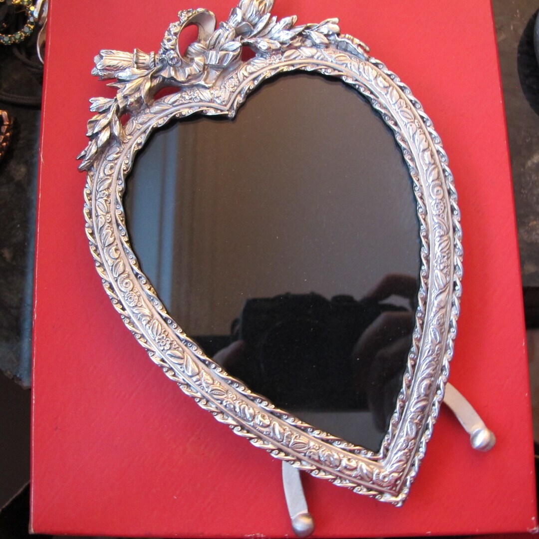 Silver Pewter Heart Shaped Frame, Freestanding Easel Back, Elias Extra