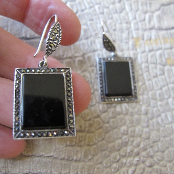 ART DECO Black Onyx, Marcasite & Sterling Drop Dan