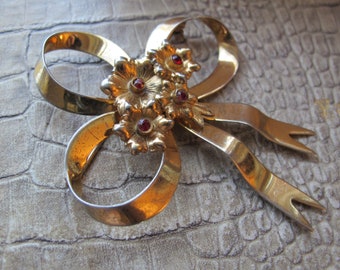 1940&#39;s Gold Vermeil Wash on Sterling BOW Flowers CORSAGE Remembrance Brooch.Retro Runway Gold. Silver Jewelry. WWII Forget Me Nots Jewelry