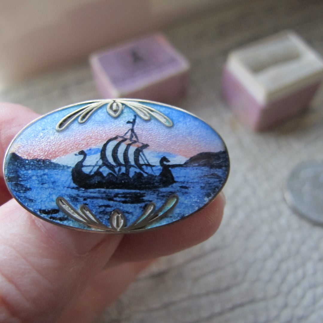 40s Enamel & Sterling Silver Oval Scenic Brooch Pin