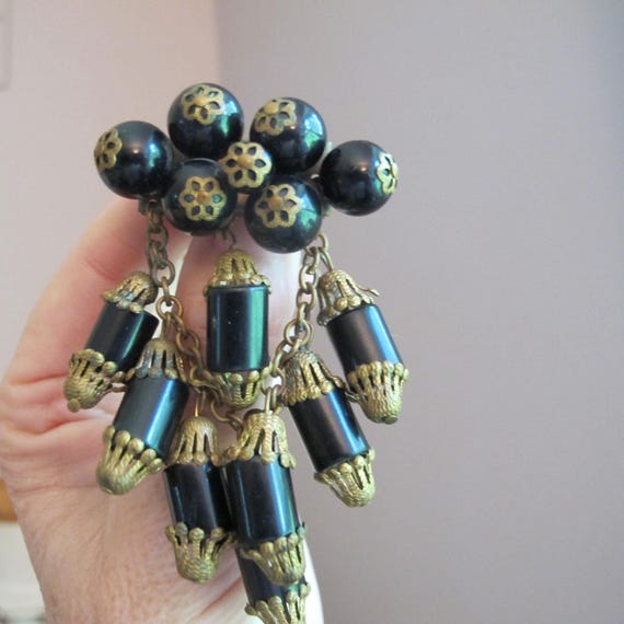 Early Miriam Haskell Unsigned Cascading Bead Stat… - image 3