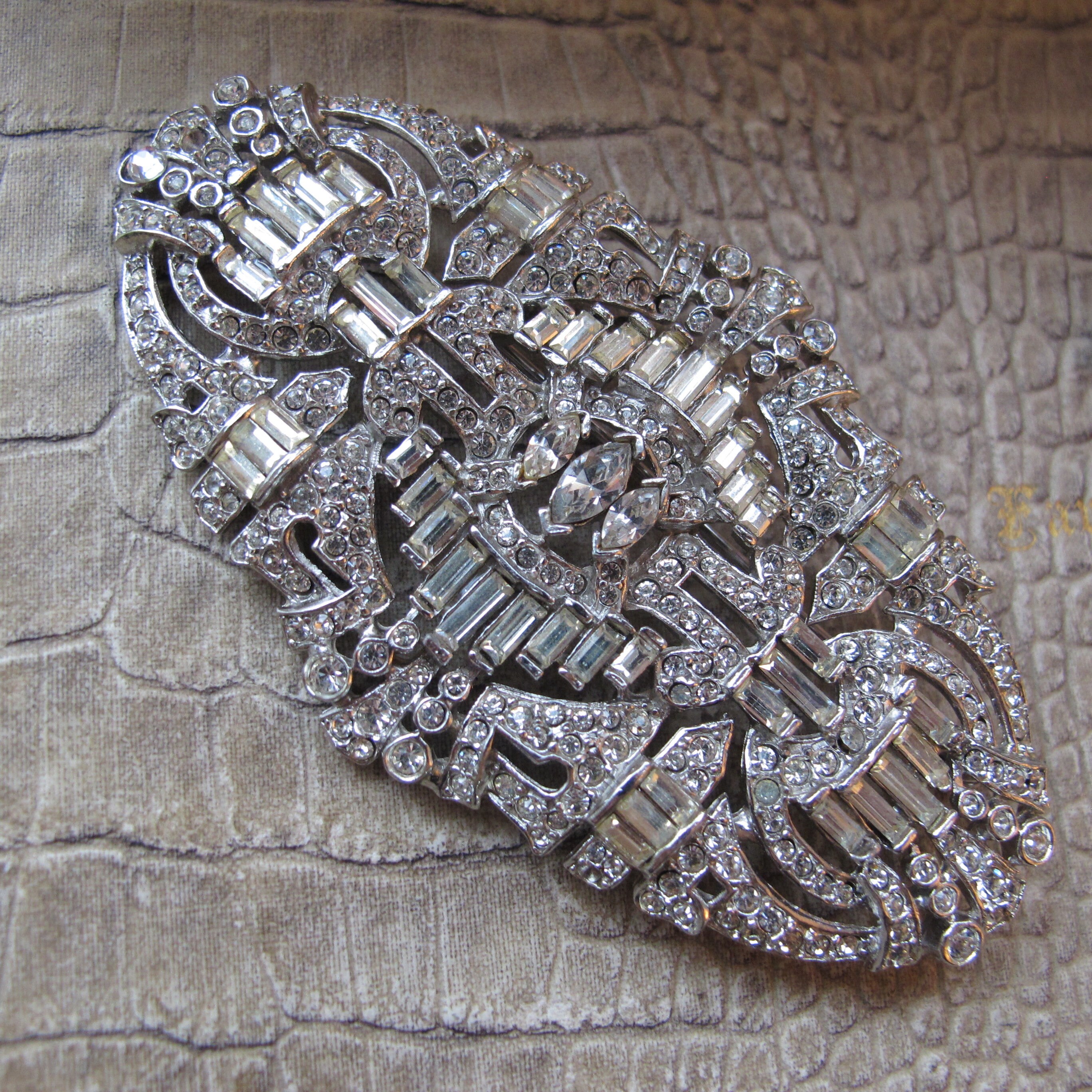 Art deco rhinestone brooch discount