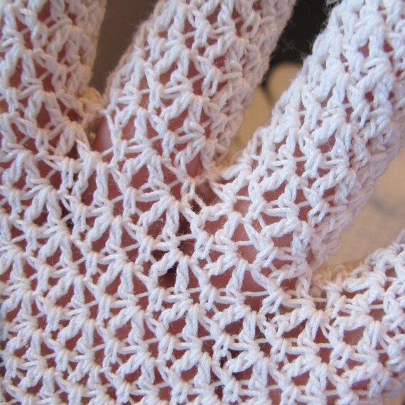 Hand Crocheted Lady's Girl's Women's Italian Glov… - image 8