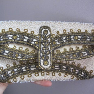 Cartera plegable francesa con cuentas de vidrio. Auténtico estilo vintage. Preciosos bolsos. Bolso de mano con micro cuentas de vidrio, accesorio de moda hecho en Francia.
