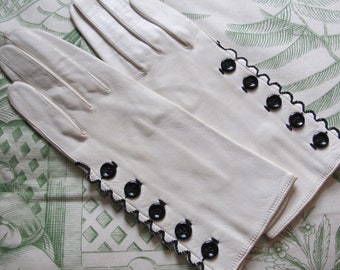 Designer White Leather, Black Edge Trim/Button Small Sized Lady's Women's Gloves, 6 1/2, Van Raalte, As Is Condition, Vintage Fashion Gloves