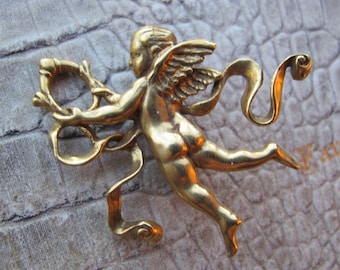 MMA Museum Romantische Engel Brosche, Metropolitan Museum of Art, Figural Engel Amor Putti Putto Pin Brosche mit Gold-Finish, signierter Qualitätsschmuck