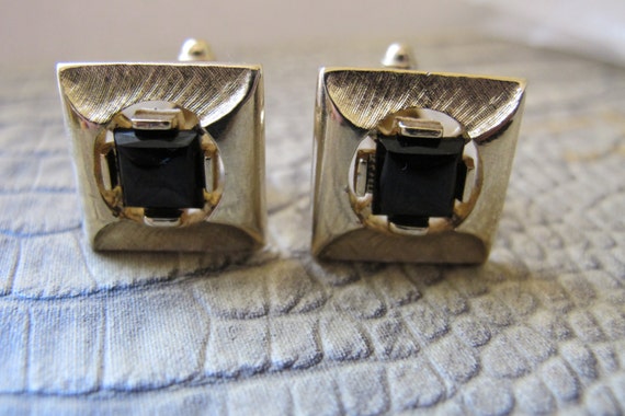 Vintage Gold Tone & Black Designer Signed "SHIELDS" Cuff Links. Gift Ideas or Gifts for Papa's, Fathers, or Grand-Papas. Retro Men's Fashion
