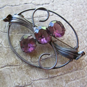 Spilla in argento sterling con strass di ametista, floreale, romantica, stile retrò e tardo Art Déco, degli anni &#39;30-&#39;40