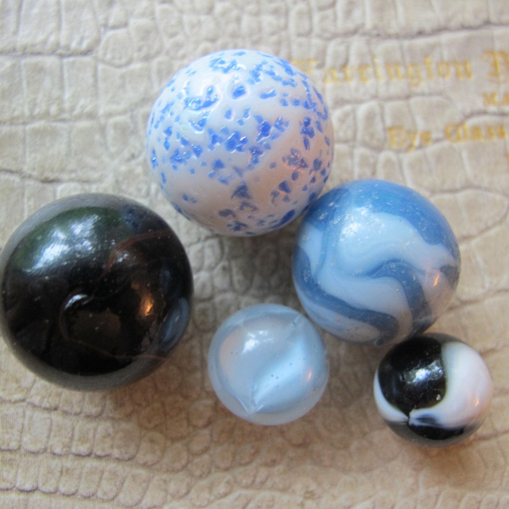 Bille en verre 16mm - Twister - Prince des Billes, billes rare Bille en verre 16mm - Twister - Prince des Billes, billes rare