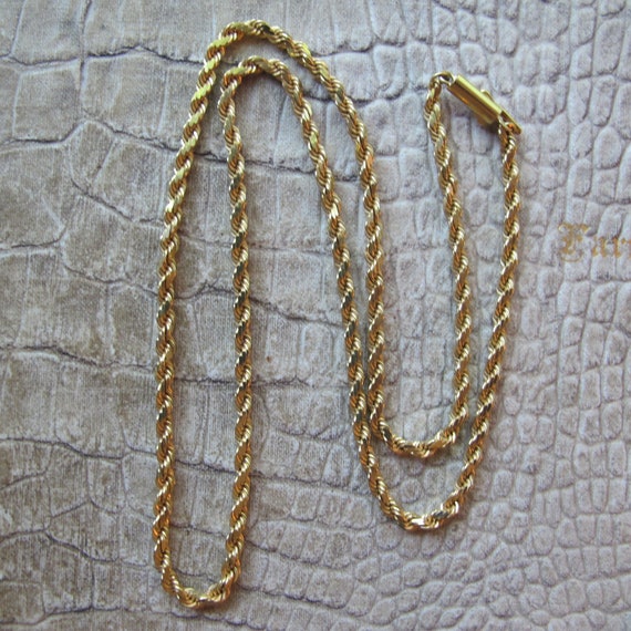 18k Yellow Gold Rope Chain Necklace, Vintage, Sta… - image 3