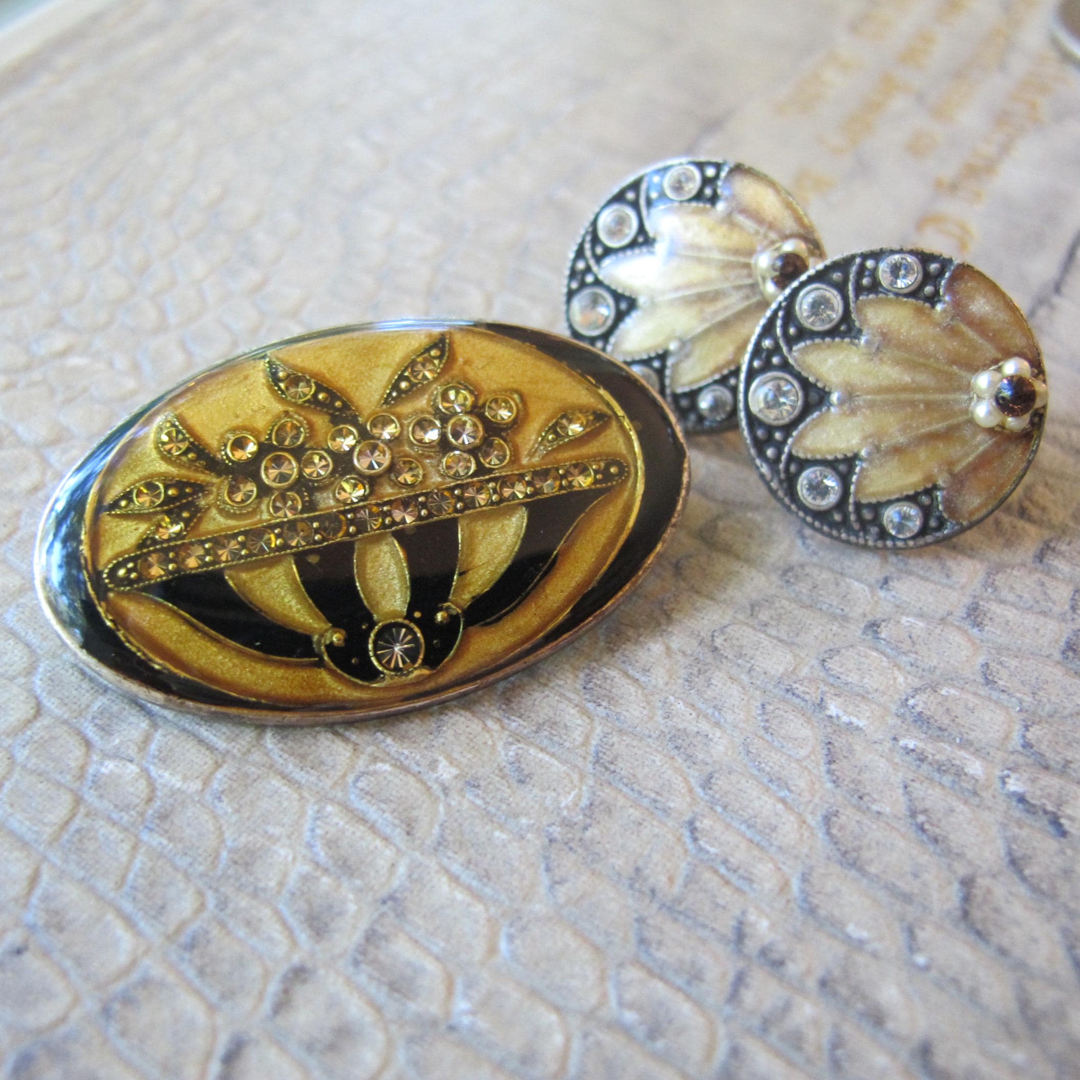Broche Vintage Pierre Bex Années 80 - Métal Doré émaillé, France, Occasion