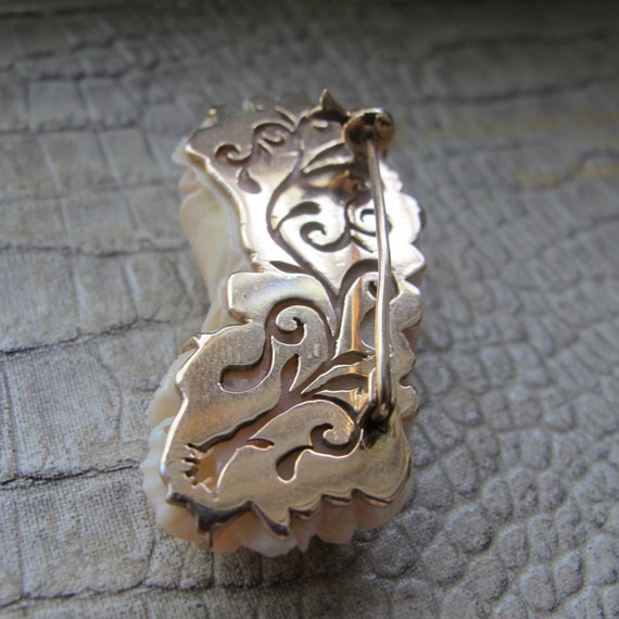 Carved Coral Chrysanthemum Floral Flower 14k Yell… - image 10