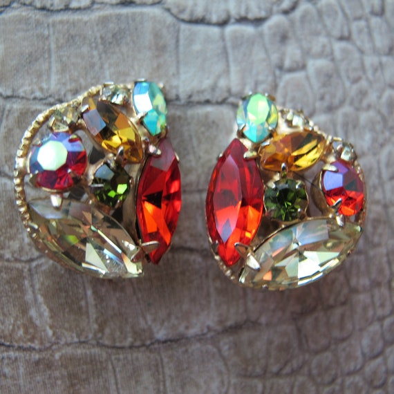 Fashion jewelry clearance clip on earrings