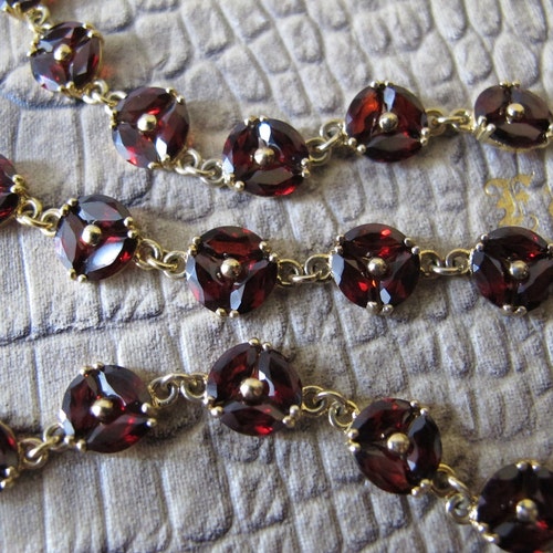GARNET Gemstone Flower Necklace. 18k Gold Wash 925 Sterling - Etsy