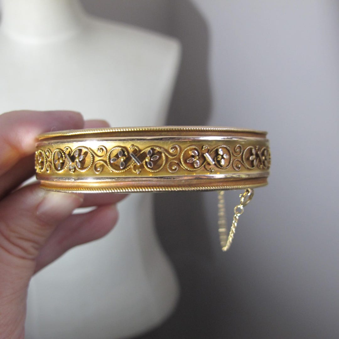 Etruscan Revival Victorian Bloomed 15k Gold Hinged Bangle Bracelet
