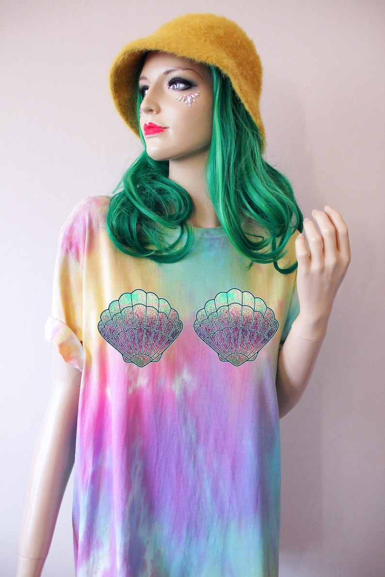 Mermaid Shells Pastel Tie Dye T-Shirt image 4