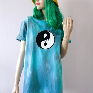 Melting Yin Yang Rainbow Tie Dye T-Shirt Blue & Black