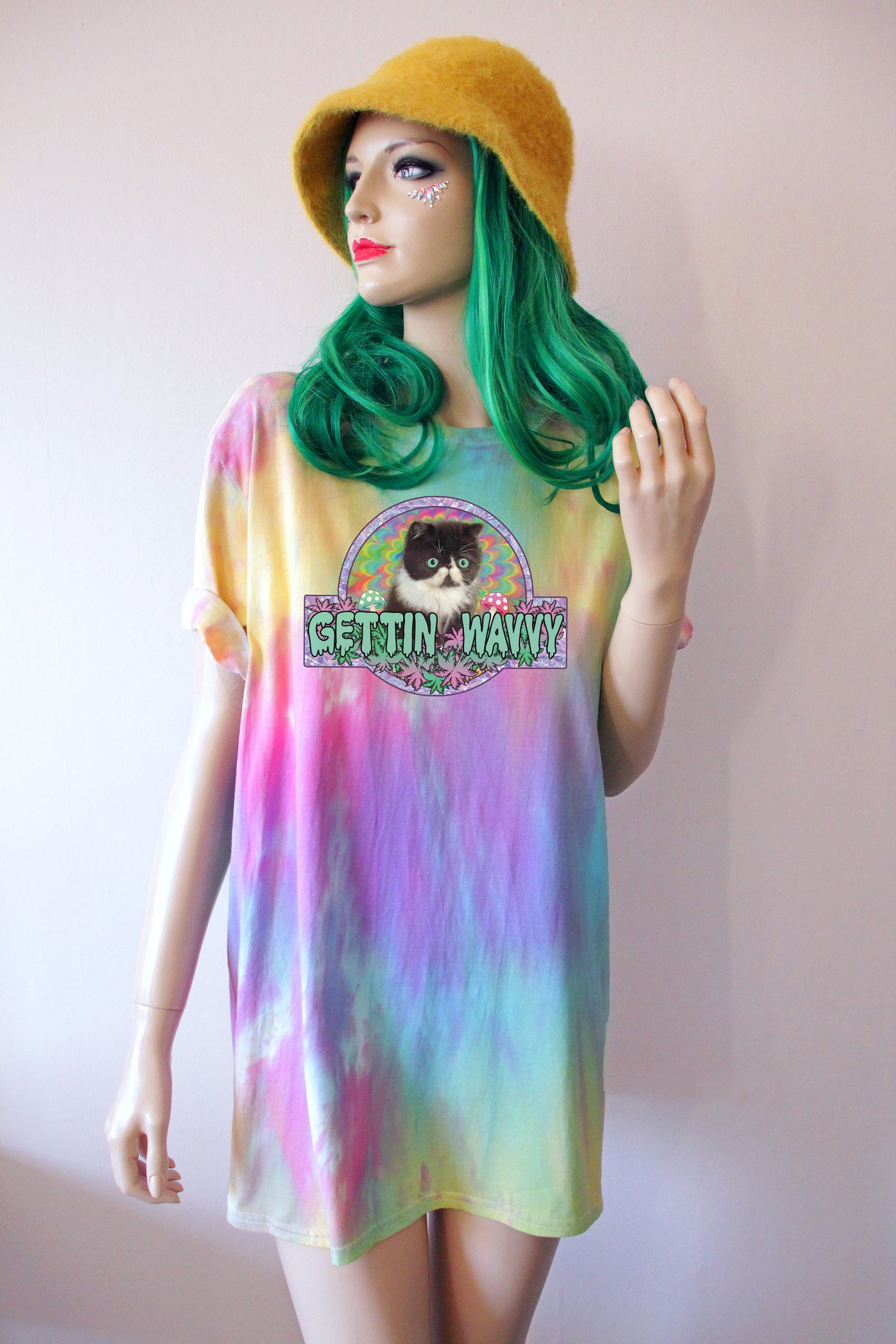 Wavvy Cat Tie Dye Rainbow T-shirt - Etsy
