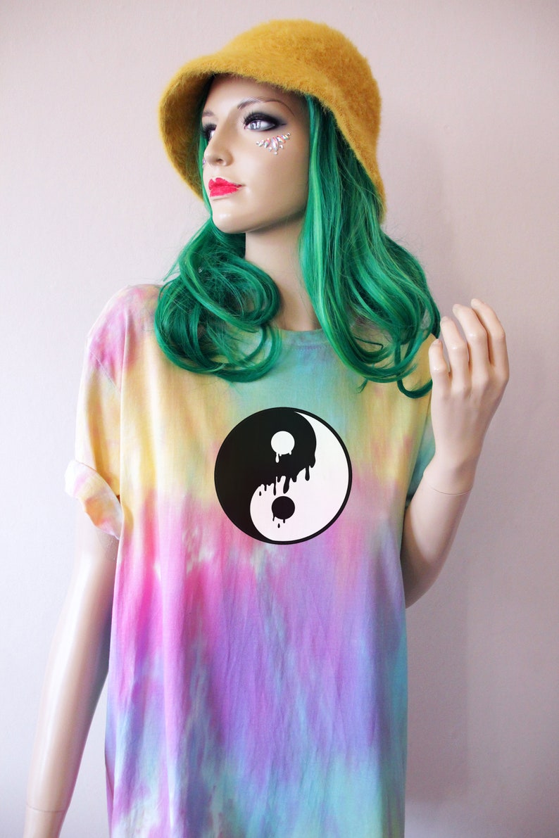 Melting Yin Yang Rainbow Tie Dye T-Shirt image 2