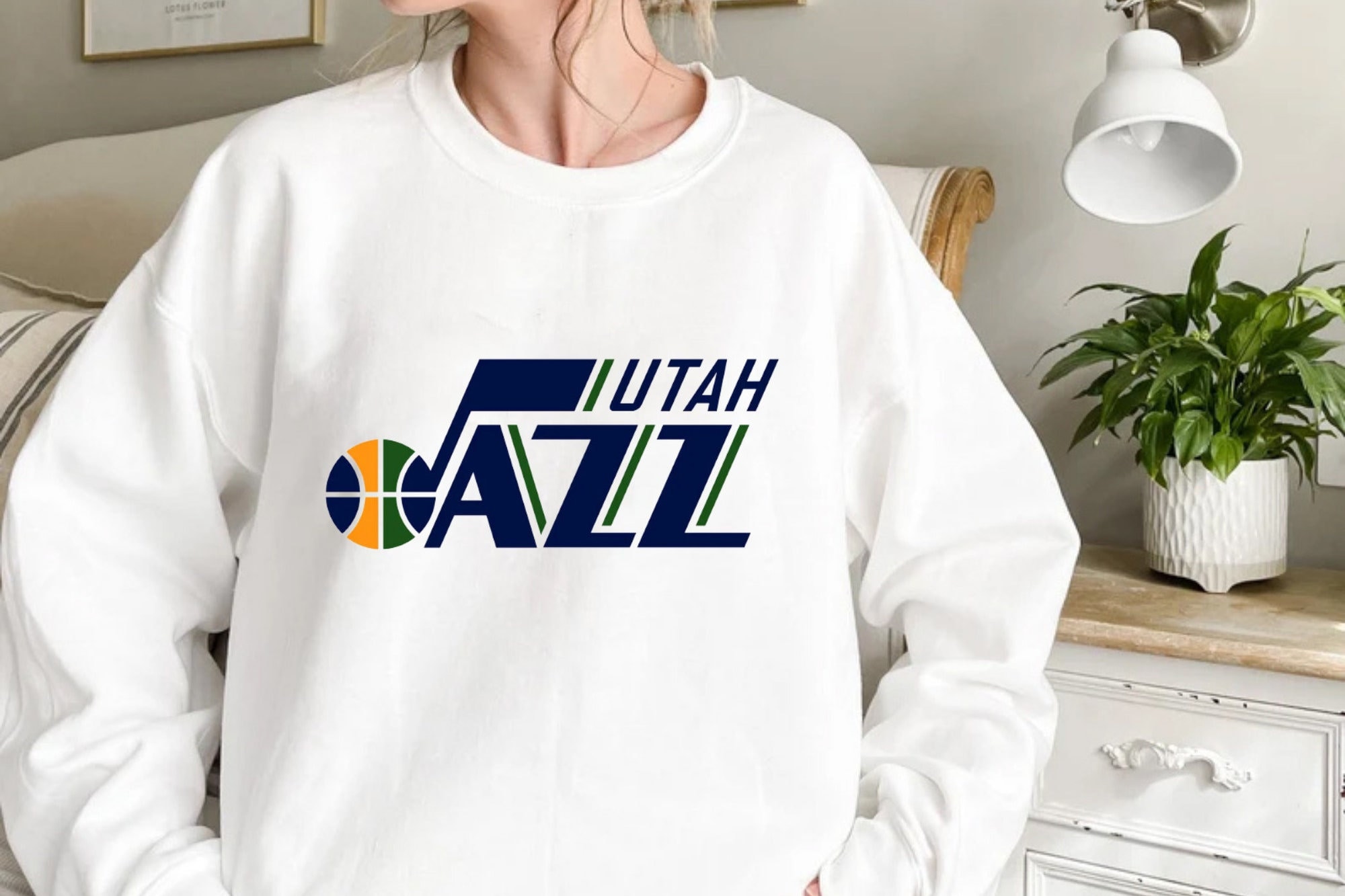 Medium NWT NEW Deadstock Vintage Utah Jazz NBA T-Shirt TShirt Logo 7 Tee  90’s