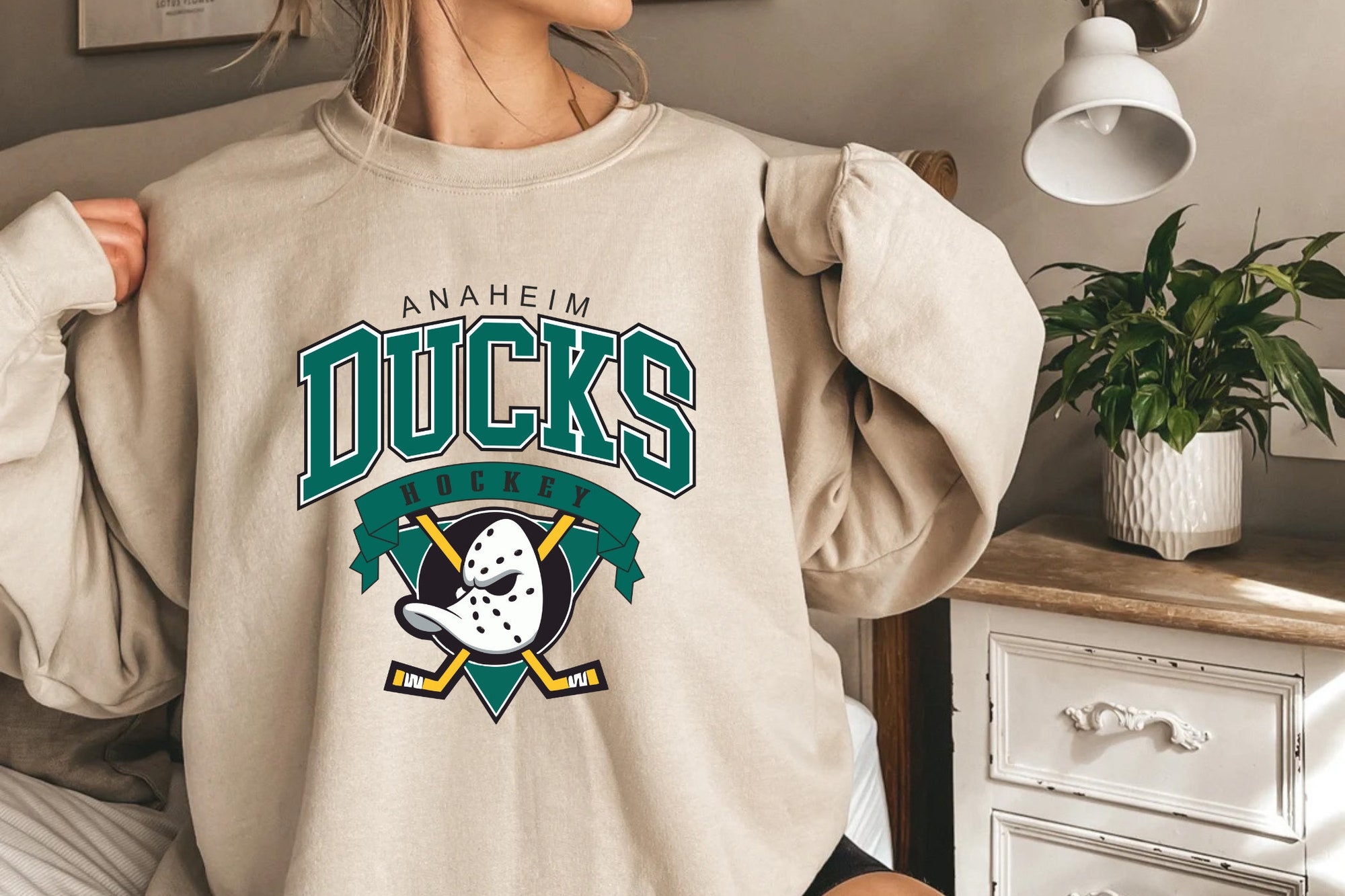 Ducks of Anaheim Tee shirt medium sold✓ Sweatpants medium sold
