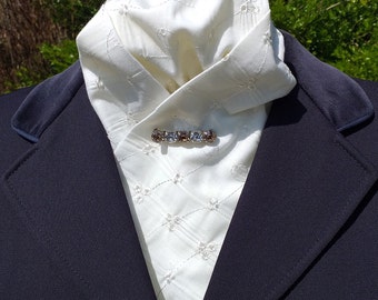 RJ Classics Pre-Tied Camden Pique Stock Tie