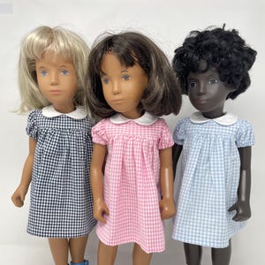 Ready made - Short Sleeved Classic Gingham Dress Outfit for Sasha doll Girl, Toddler or Baby.