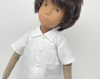 Camisas blancas de manga corta para muñecas Sasha o Gregor de 16/17"