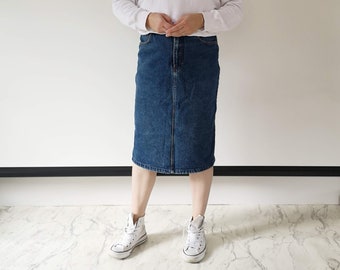 80s denim skirt outfit