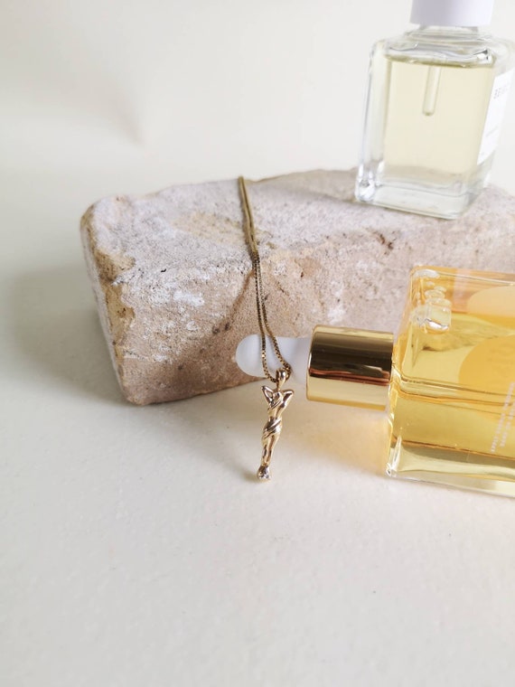 RARE Yellow gold Athena pendant with diamond | Ath
