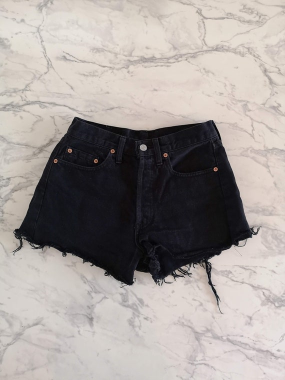 levi's high rise black shorts