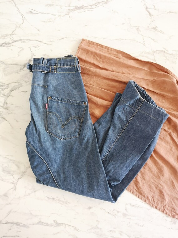 levis twisted jeans