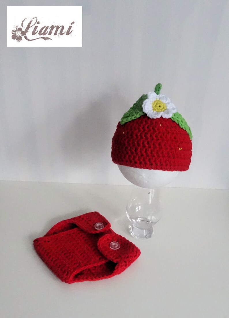 Baby hat trousers strawberry image 2