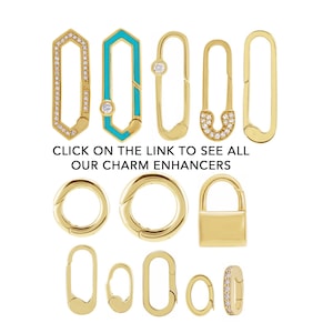 Puede incluir: Una colecci&oacute;n de colgantes de oro, que incluyen un candado, un colgante de esmalte turquesa y varios estilos diferentes de c&iacute;rculos abiertos con y sin diamantes.  "Haz clic en el enlace para ver todos nuestros colgantes."