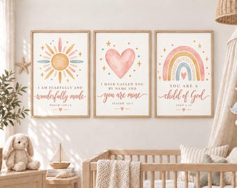 Könnte beinhalten: Drei gerahmte Wandbilder mit Aquarellillustrationen von einer Sonne, einem Herz und einem Regenbogen. Jeder Druck enthält religiösen Text: I am fearfully and wonderfully made, I have called you by name and you are mine und You are a child of God.