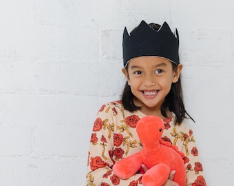 Black Adjustable Linen Fabric Crown, Sustainable Natural Kids Toys, Dress Up King Queen Birthday Crown for Him Her, Photoshoot Prop