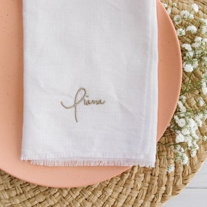 Personalisierte Leinenservietten für Mama mit Kindernamen, individuell besticktes Geschenk für Oma, echte Handschrift auf Servietten