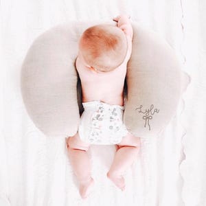 Monogram Newborn Baby Girl Bow Nursing Pillow Cover, Customized Nursing Pillow, Nursing Pillow Cute Personalized Baby Girl Nursery Decor