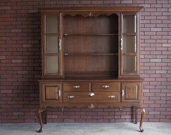 Ethan allen georgian sale court china cabinet