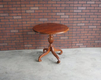 End Table ~ Round Side Table ~ Pedestal End Table ~ Regents Park End Table by Ethan Allen