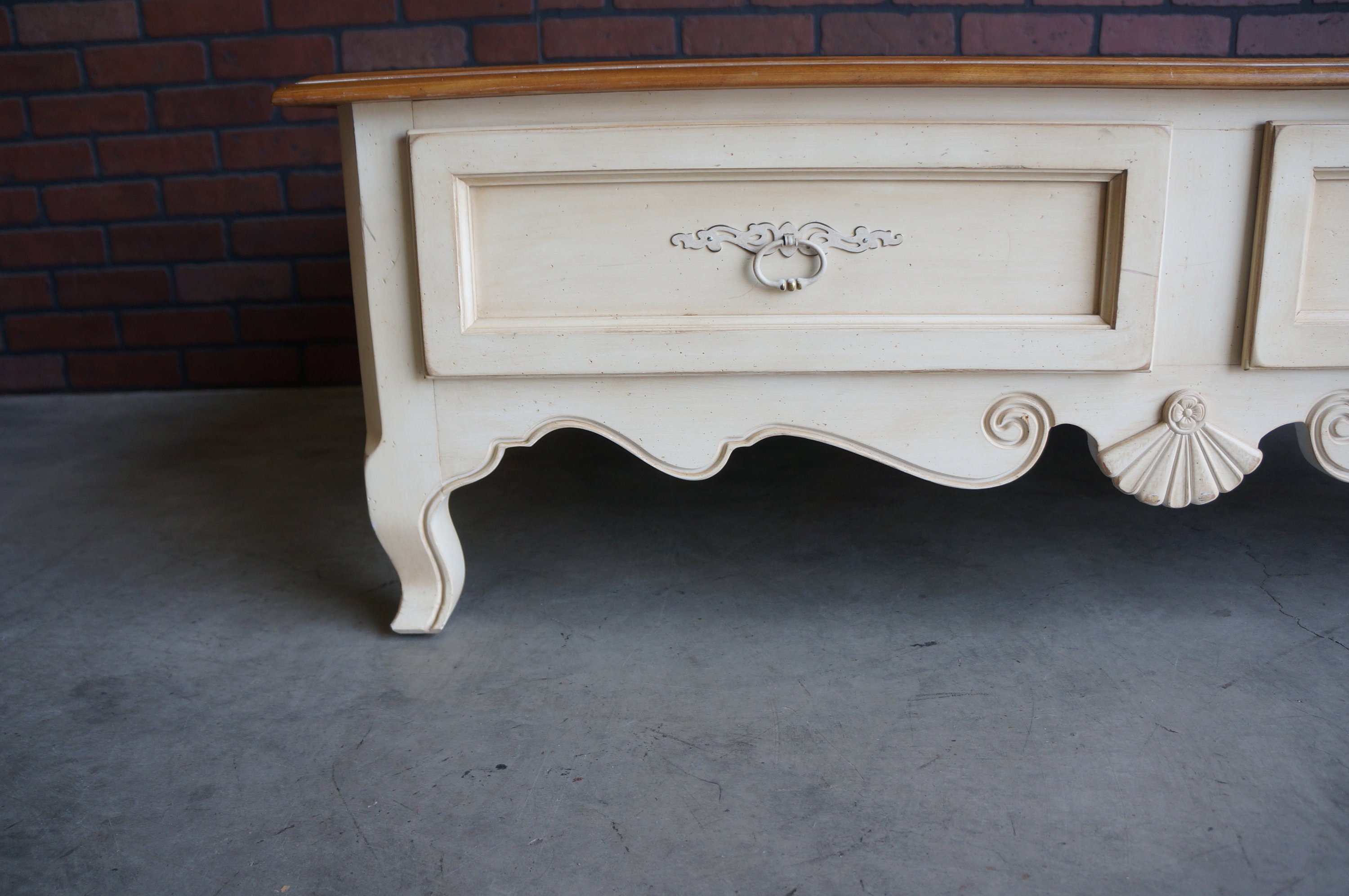 Ethan allen country french coffee table deals